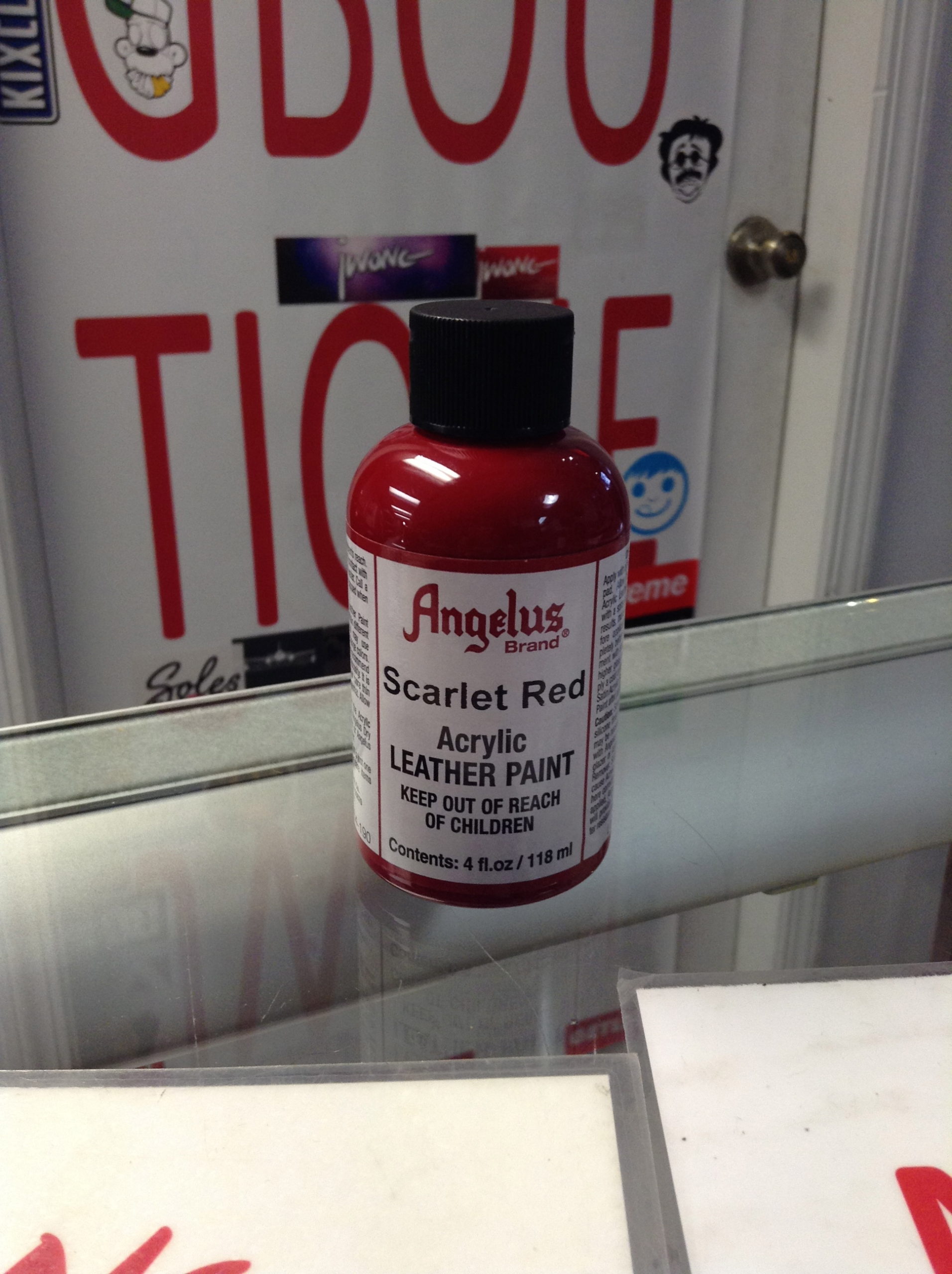 Angelus Leather Paint Scarlet Red
