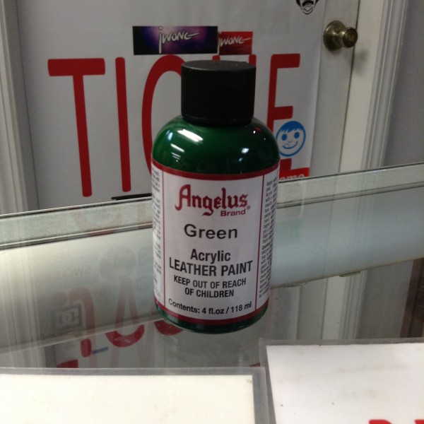 Angelus Green Acrylic Leather Paint 4 FL OZ