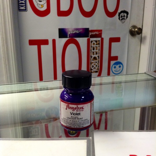 Angelus Violet Acrylic Leather Paint 1 FL OZ