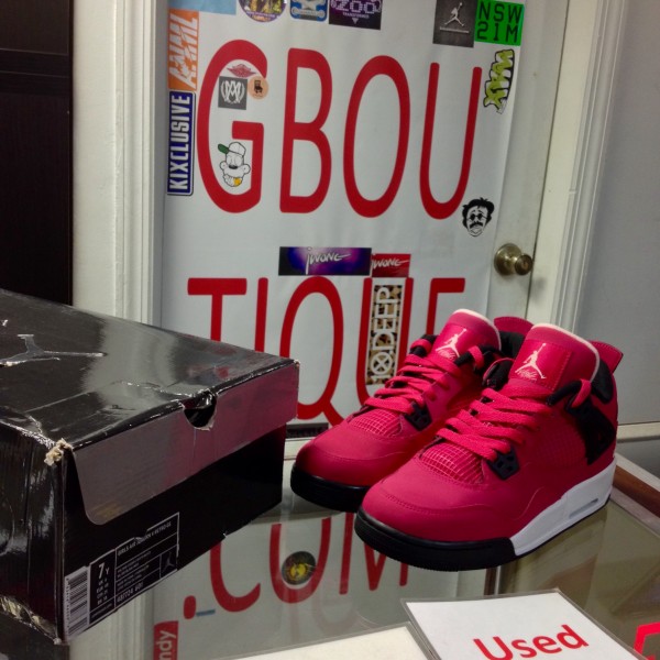 2011 Nike Air Jordan IV Voltage Cherry 