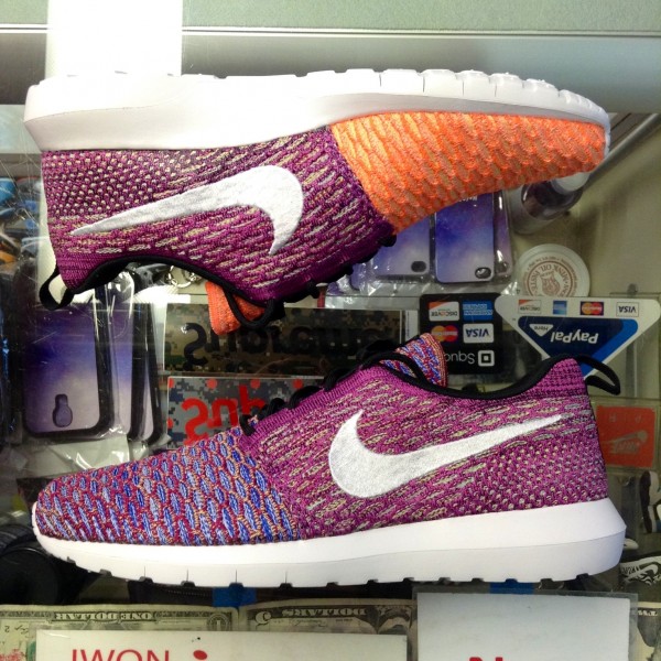 2014 Nike Flyknit Rosherun Random Yarn