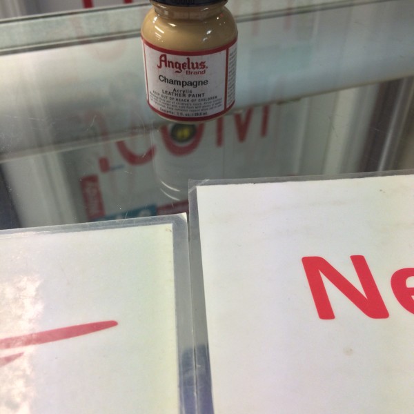 Angelus Champagne Acrylic Leather Paint 1 FL OZ