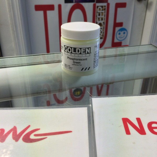 Golden Acrylics Phosphorescent Green Glow In The Dark 4 FL OZ