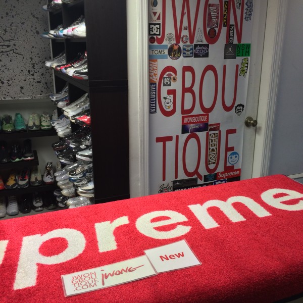 2014 Sup Rug Red Box VIP 3 Ft By 5 Ft