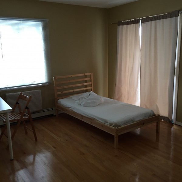 250 SQ FT Room For Rent 404