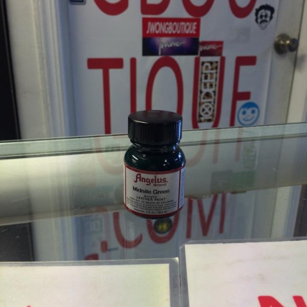 Angelus Midnite Green Acrylic Leather Paint 1 FL OZ