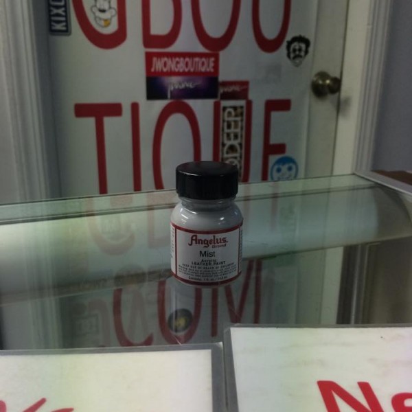 Angelus Mist Acrylic Leather Paint 1 FL OZ