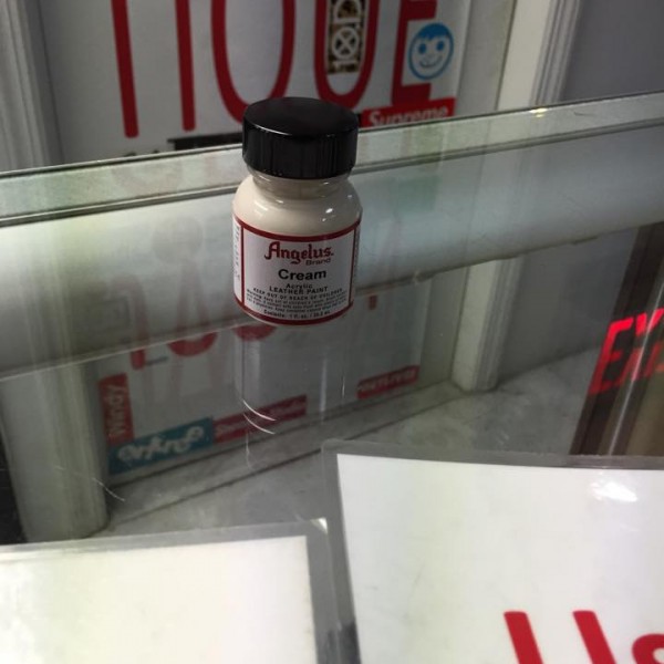 Angelus Cream Acrylic Leather Paint 1 FL OZ