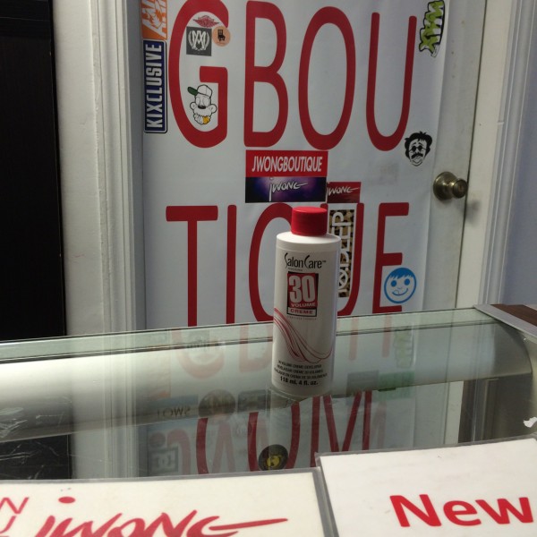 Salon Care 30 Volume Red Label 4 FL OZ