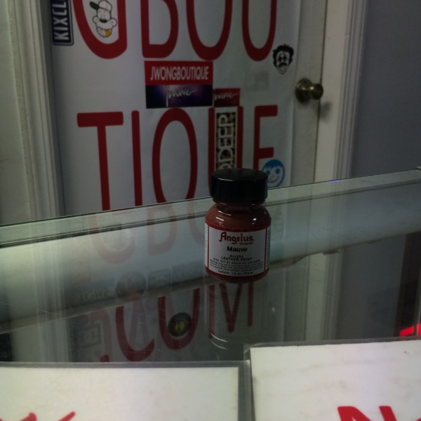 Angelus Muave Acrylic Leather Paint 1 FL OZ