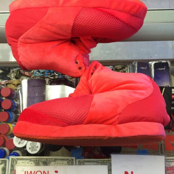 2013 Nike Air Yeezy 2 SP Red Octobers Slippers Men