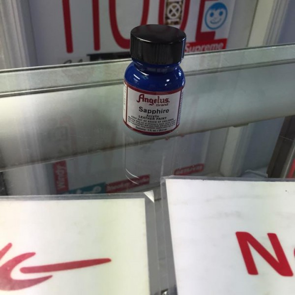 Angelus Sapphire Acrylic Leather Paint 1 FL OZ