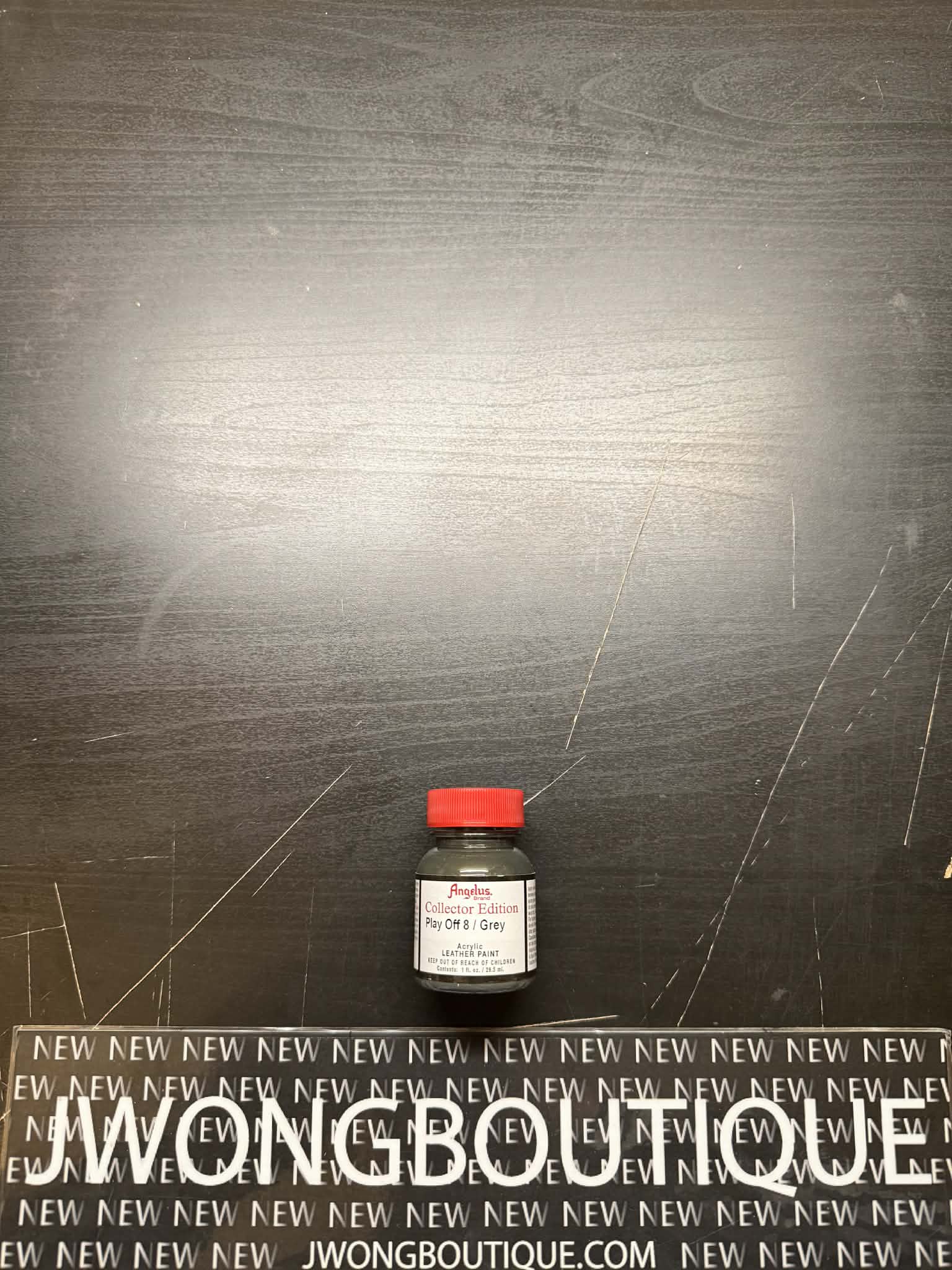 Angelus Collectors Edition Play Off 8 Grey Acrylic Leather Paint 1 FL OZ - Image 2