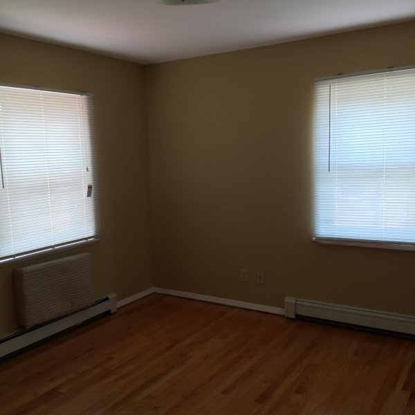 200 SQ FT Room For Rent 401 With Private Bathroom
