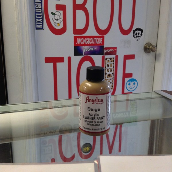 Angelus Beige Acrylic Leather Paint 4 FL OZ