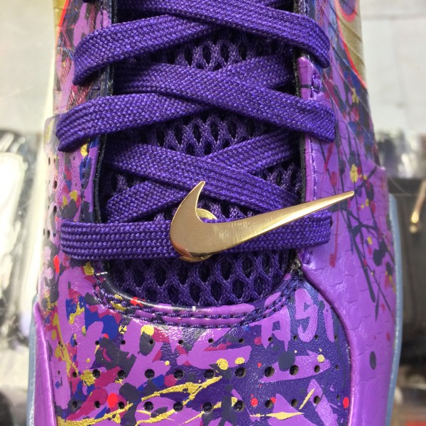 2015 Nike Swoosh Check Pin Gold