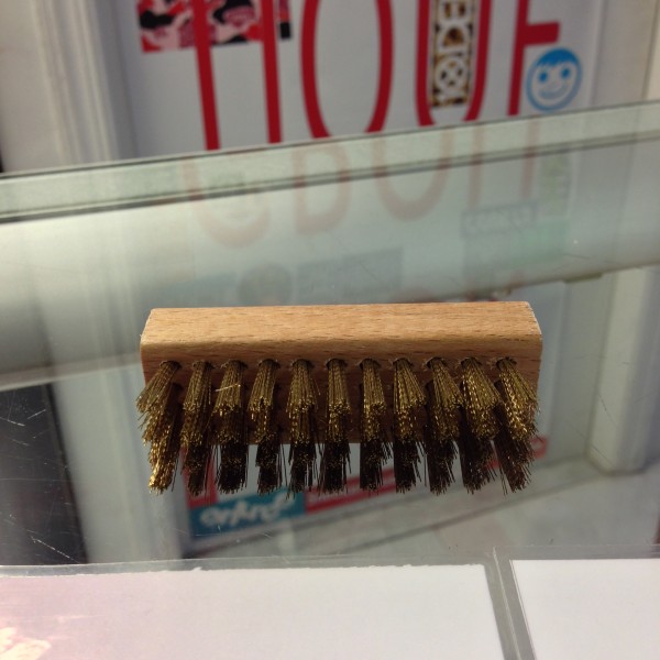 Four Seasons Mini Brass Suede Brush 