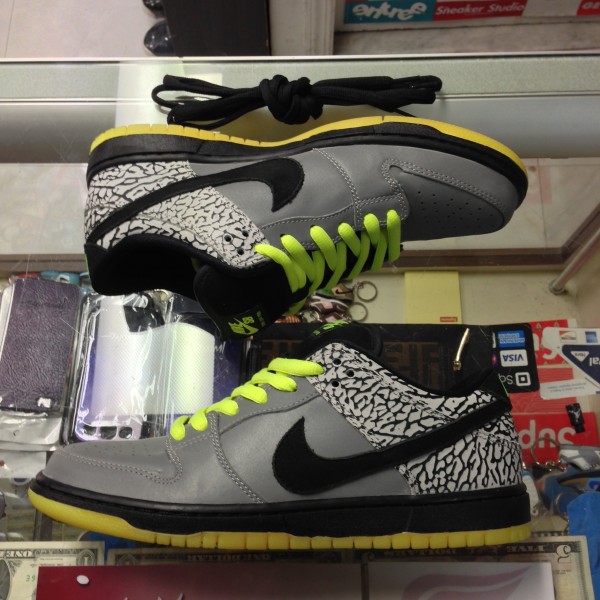 2013 Nike Dunk Low 112 DJ Clark Kent Men Yellowing