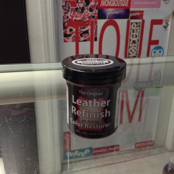 Leather Refinish An Aid to Color Restorer #116 Dark Brown