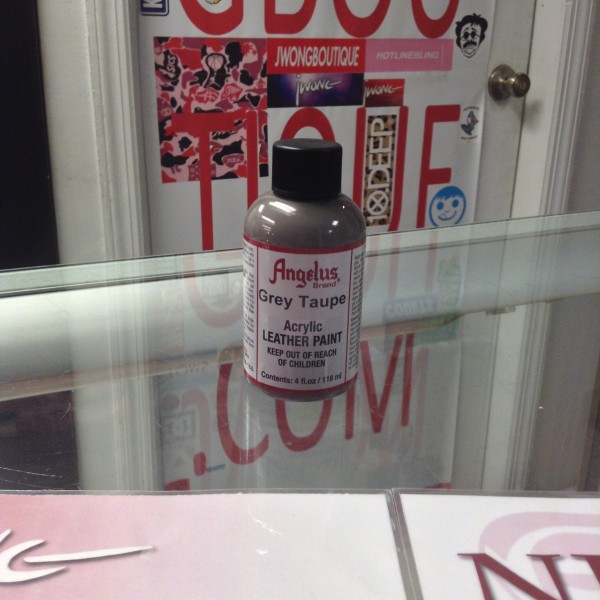 Angelus Grey Taupe Acrylic Leather Paint 4 FL OZ