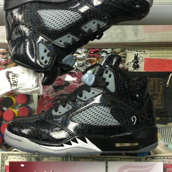 2013 Nike Air Jordan V Doernbecher