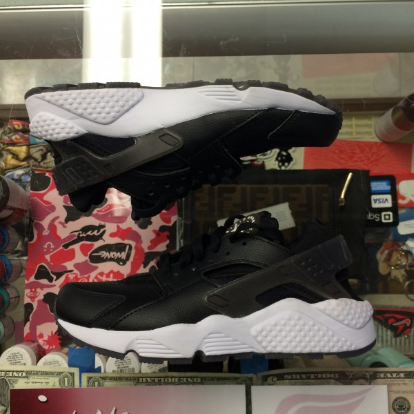2015 Nike Air Huarache Run ID Black White Youth