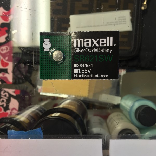 Maxell SR621SW 1.55V Battery 1 Pack 