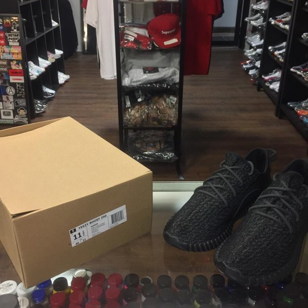 2015 Adidas Yeezy Boost 350 Pirate Black 1.0