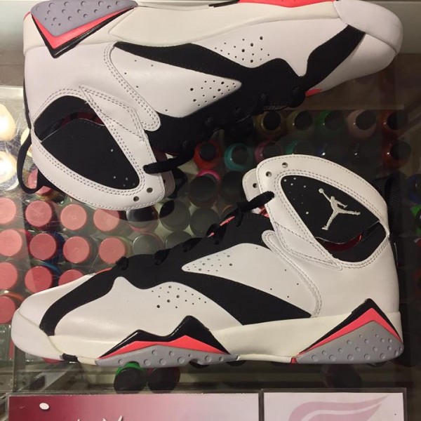 2015 Nike Air Jordan VII Hot Lava Damaged Box