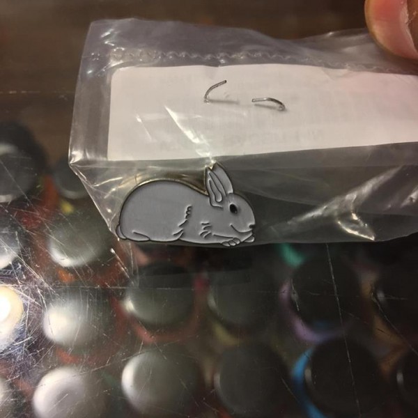 2016 Sup White Rabbit Pin