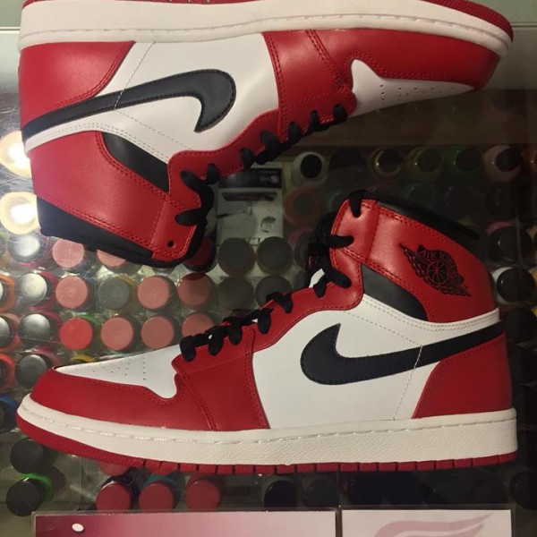 2013 Nike Air Jordan I Chicago