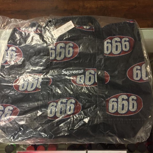 2017 Sup 666 Denim Tote Black
