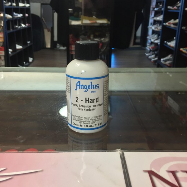 Angelus 2 - Hard Plastic Adhesion Promoter/Film Hardener 4 FL OZ