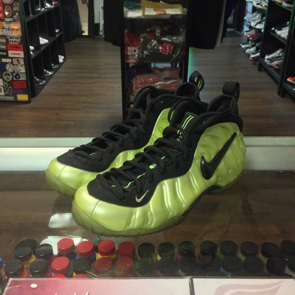2010 Nike Air Foamposite Pro Electric Green