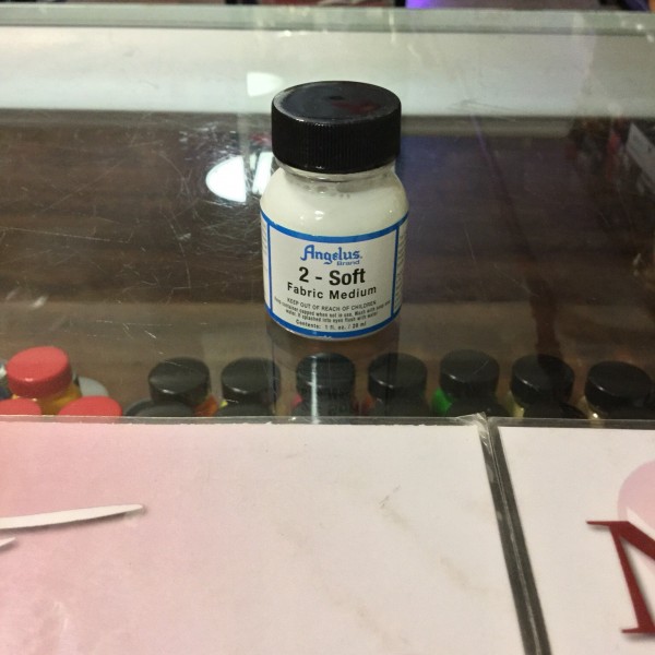 Angelus 2-Soft Fabric Medium 1 FL OZ