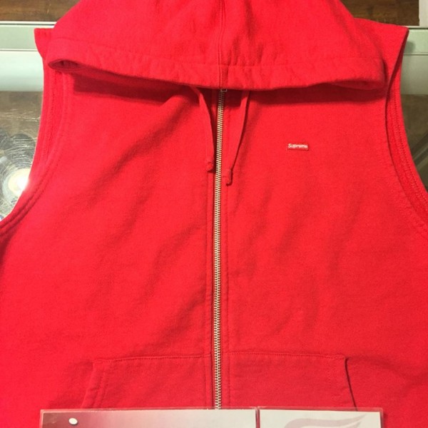 2014 Sup Small Box Zip Up Vest Red