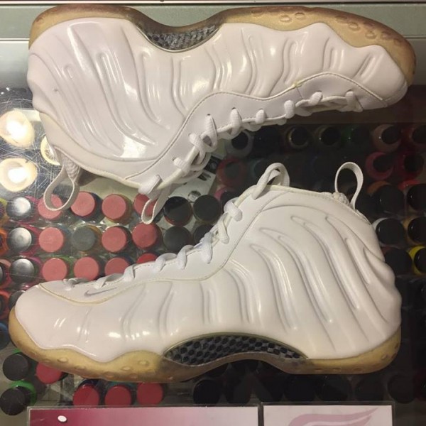 2013 Nike Air Foamposite One White Out Yellowing