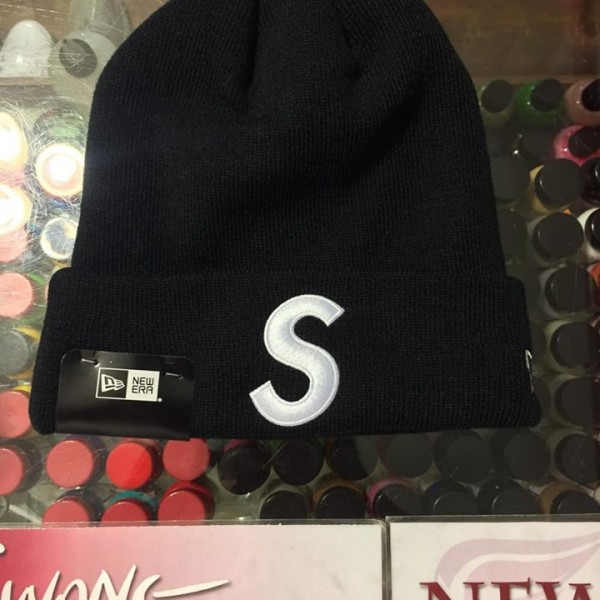 2017 Sup New Era S Logo Beanie Black