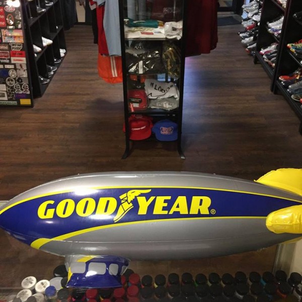 Good Year Tire Blimp 33"