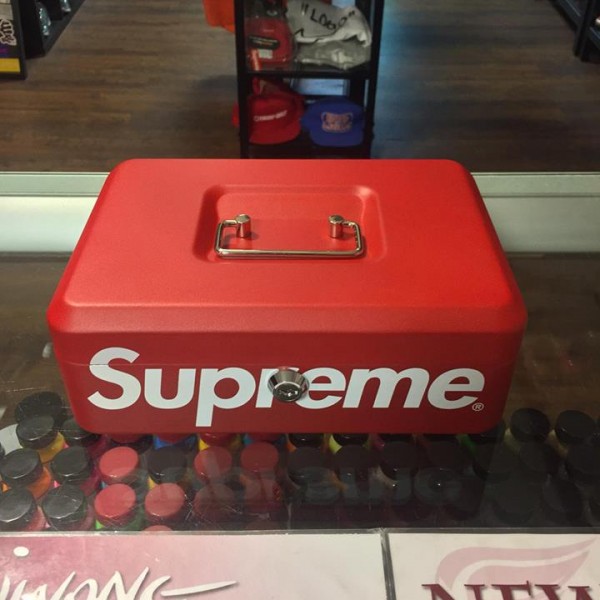 2017 Sup Lock Box Red
