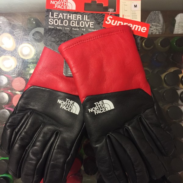 2017 Sup x The North Face Leather IL Solo Gloves Red
