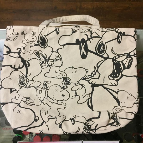 2017 Kaws Uniqlo Peanuts Snoopy Tote Bag