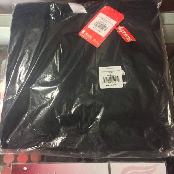 2017 Sup The North Face Crewneck Mountain Black