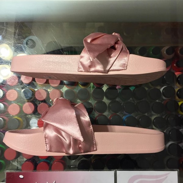 2017 Puma Rihanna Fenty Bow Slide Pink