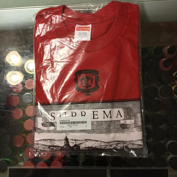 2018 Sup Fiorenza Tee Red Packaged