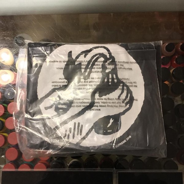 2018 Sup Molotov Tee Black Packaged