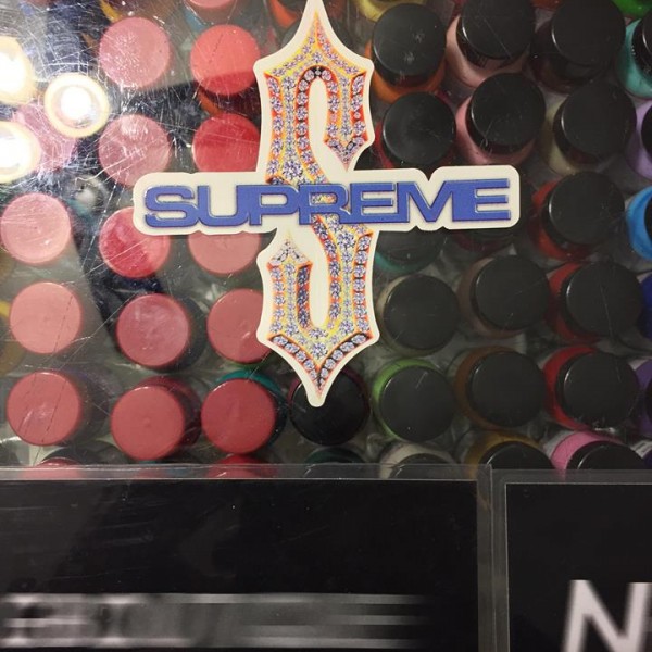 2018 Diamonds Sticker