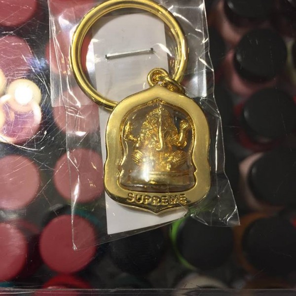 2018 Sup Ganesh Keychain Gold