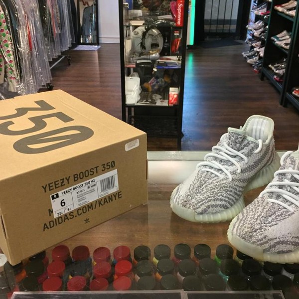 2017 Adidas Yeezy Boost 350 V2 Blue Tint Youth