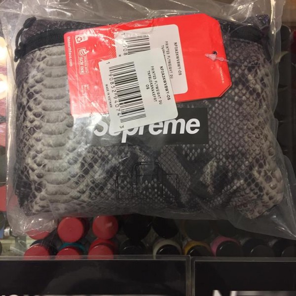 2018 Sup The North Face Snakeskin Flyweight Duffle Bag Black